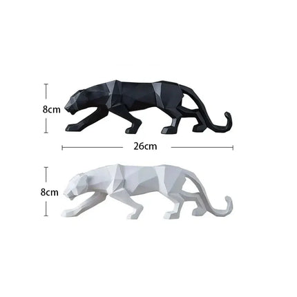 PantherSculpt – Strakke Zwart-Witte Panter Beelden