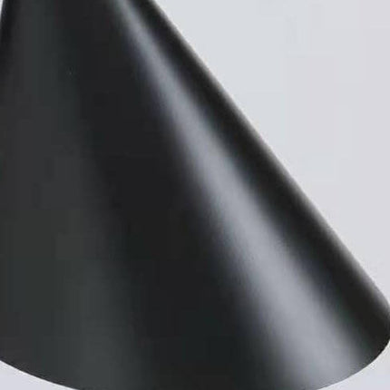 NordicElegance Wall Light - Minimalistische Hoornvormige LED Wandlamp