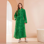 Vrouw smaragdgroen / M