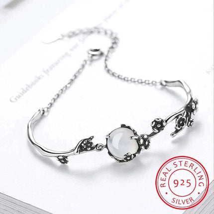 MoonGleam Bracelet - Elegante Zilveren Armband voor Elke Gelegenheid