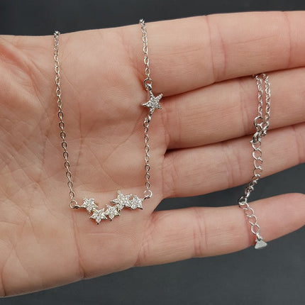StarGleam Necklace - Stijlvolle Zilveren Sterrenketting