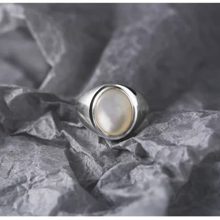 Isla Pinctada Albina Sterling Silver Ring