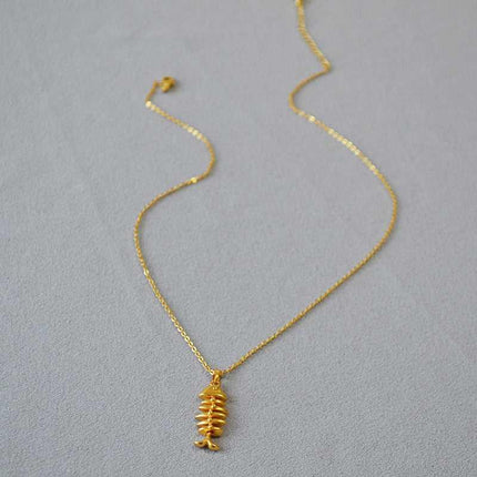 GoldenWeave Necklace - Elegante Visgraat Ketting