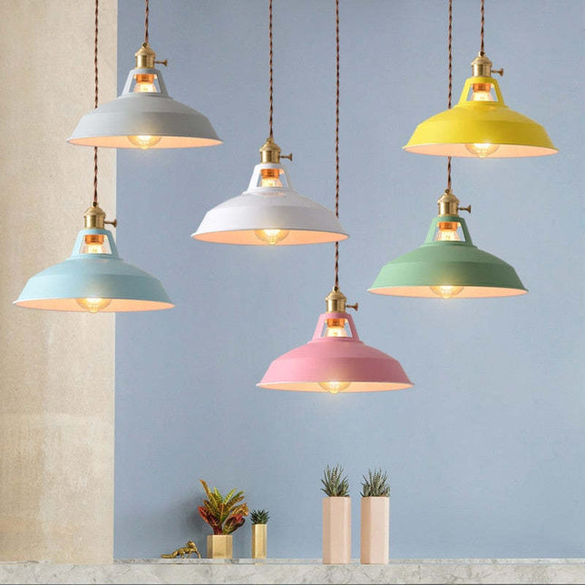 RadiantGlow Chandelier - Luxe Metalen Kroonluchter voor Elegante Interieurs
