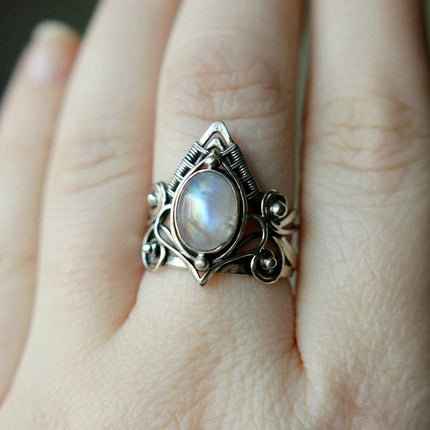 Elegante Vintage Maansteenring - Clara