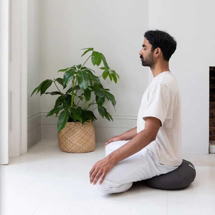EcoCalm – Curved Meditatiekussen van Organisch Katoen