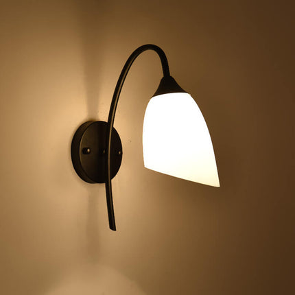 GloeiGlow – Moderne Klokvormige Wandlamp met Verstelbare Arm
