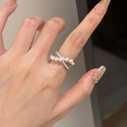 Elegante Verstelbare Vintage Ring met Stralende Zirkonia en Prachtige Parel - Isadora