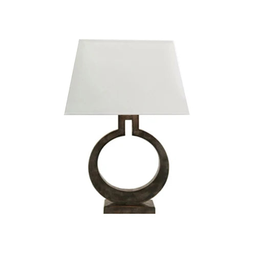 Gouden VillaGlow Luxe Design Lamp voor Elegante Ruimtes