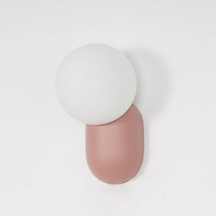ChicGlow Resin Wandlamp – Elegantie en Energiezuinigheid in Één