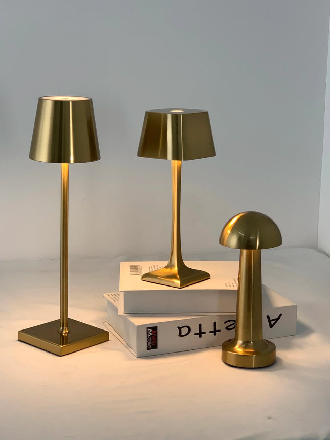 Seraphine Lumière - Draadloze Oplaadbare LED USB Vierkante Tafellamp