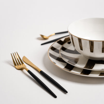 DaviSet – Luxe Zwarte Bordenset van Beenderporselein