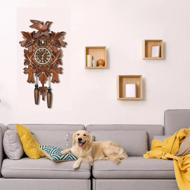 Vintage Chic Houten Koekoeksklok – Een Tijdloze Aanwinst voor Jouw Interieur