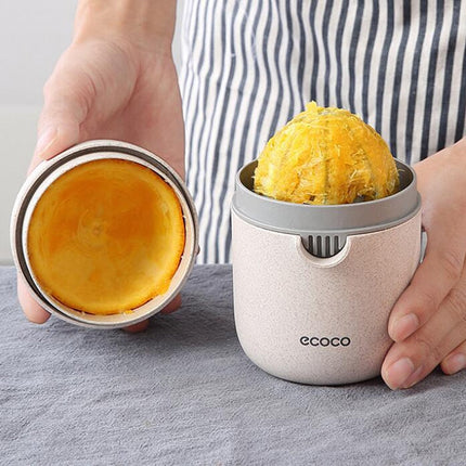 JuicyPress – Antislip Fruitsap Extractor met Stijl