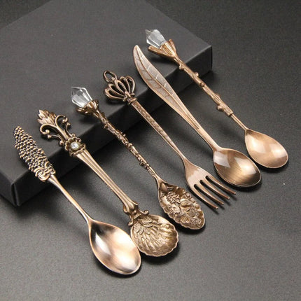 Vintage Gegraveerde Theelepel – Klassieke Elegantie voor Jouw Tafel