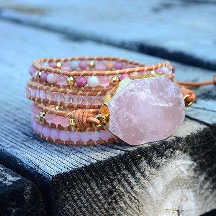 Amoria Bracelet – Elegante Gouden Rozenkwarts Armcandy