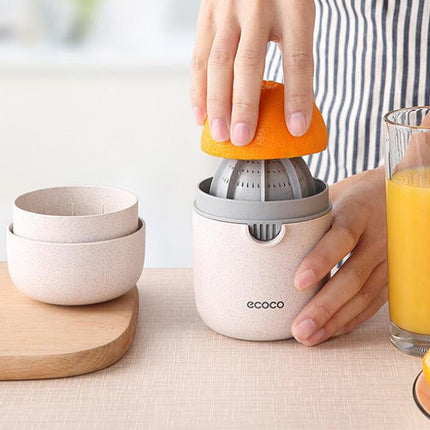 JuicyPress – Antislip Fruitsap Extractor met Stijl