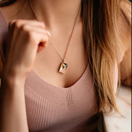 Love Chain - Liefdevolle briefketting voor jouw dierbare
