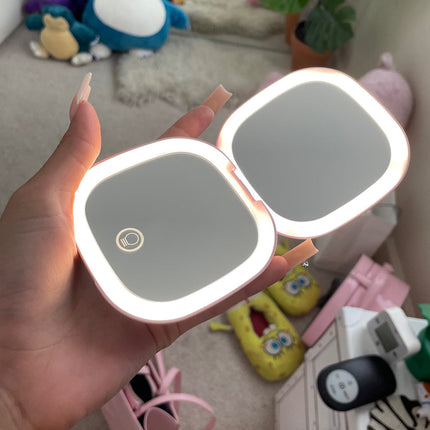 GlowMirror - Verlichte Spiegel voor een Stralende Look