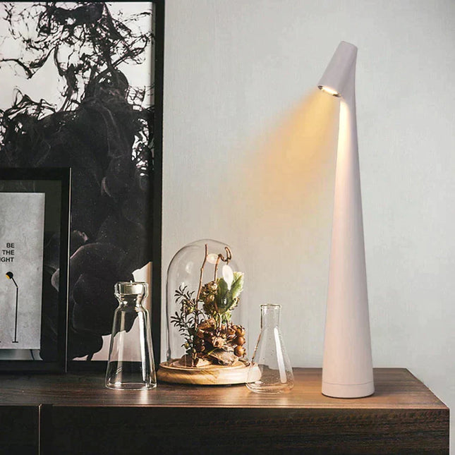 Verfijnde ArtisanGlow Lamp voor Luxe Interieurverlichting