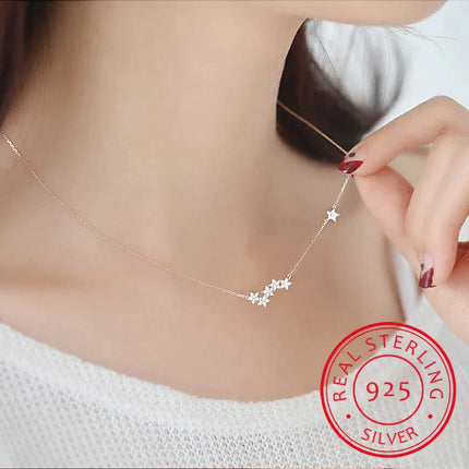 StarGleam Necklace - Stijlvolle Zilveren Sterrenketting