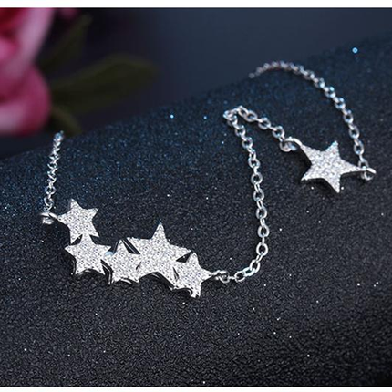 StarGleam Necklace - Stijlvolle Zilveren Sterrenketting