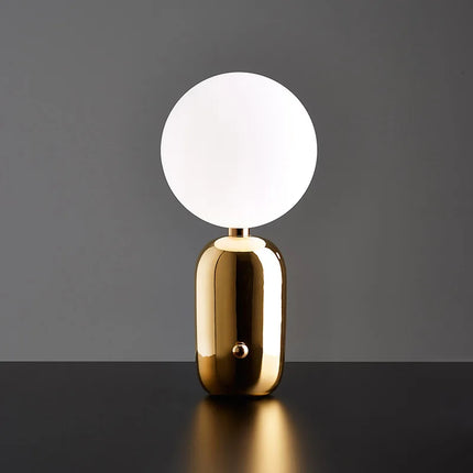 Scandinavische Luxe Tafellamp: WinterGlo Verlichting met Stijl
