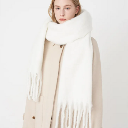 FrostSoft Scarf – Luxe Warmte voor de Wintermaanden