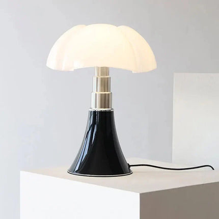FloraLuxe - Elegante Bloemen Tafellamp voor Interieur