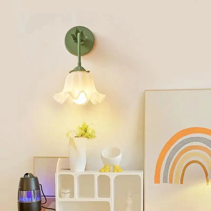 FrenchBloom - Elegante Wandlamp met Bloemmotief