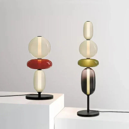 ChromaLuxe - Designer Vloerlamp met Kleuraccenten voor een Sprankelende Sfeer
