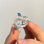 Zilver met blauwe steen