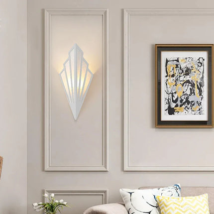 NordicGlow - Trendy LED Wandlamp voor Woonkamer en Slaapkamer