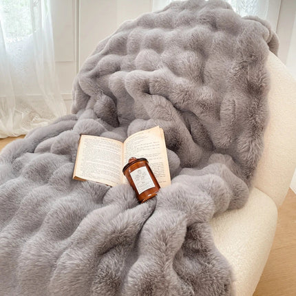 PlushGlow – Luxe Pluizig Plaid voor Sfeer en Comfort