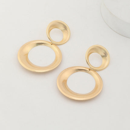 Gouden Cirkel Oorbellen | Unieke Statement Sieraden voor een Gedurfde Look