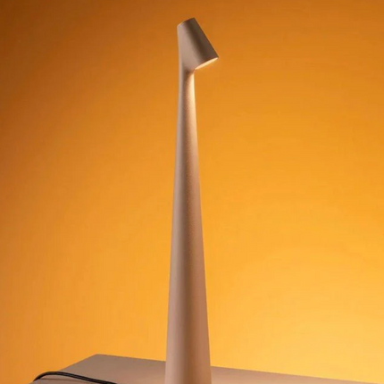 Verfijnde ArtisanGlow Lamp voor Luxe Interieurverlichting