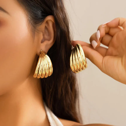 Classic Elegance Earrings - Stijlvolle Metalen Hoepel