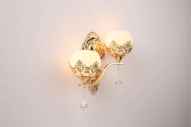 LuxeGlow - Gouden LED Wandlamp voor Sfeervolle Verlichting
