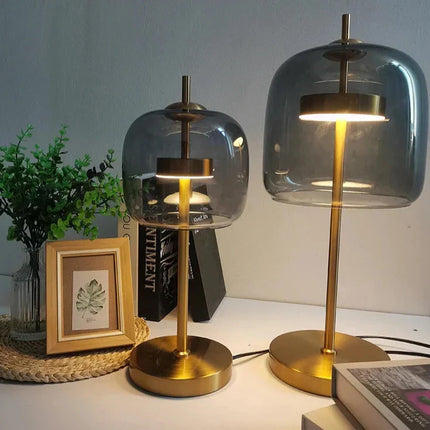 ChicNordik – Luxe Glazen Lamp met Gouden Basis
