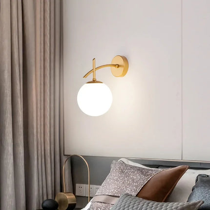LumiSconce – Zwart Gouden Glazen Wandlamp