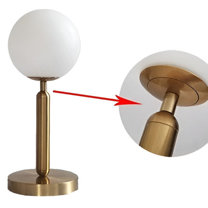 SphereShine Luxe Tafellamp van Glas & Messing – Elegantie en LED