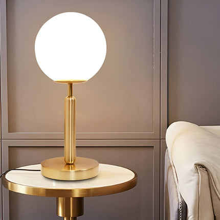 SphereShine Luxe Tafellamp van Glas & Messing – Elegantie en LED
