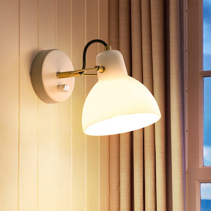 EssenceGlow - Minimalistische Witte Glazen Wandlamp