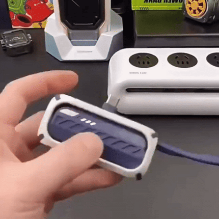 CompactCharge – Stijlvolle Draagbare Powerbank voor Reizen