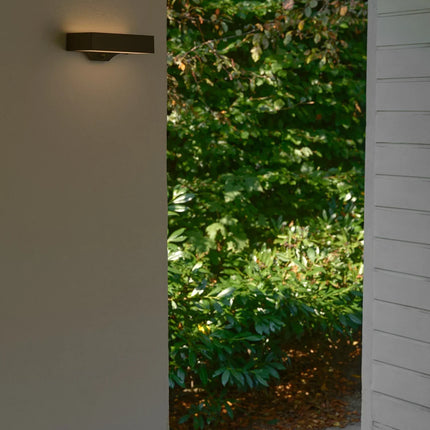 SolarGlow Outdoor Lamp – Draadloze LED Wandlamp met Sensor