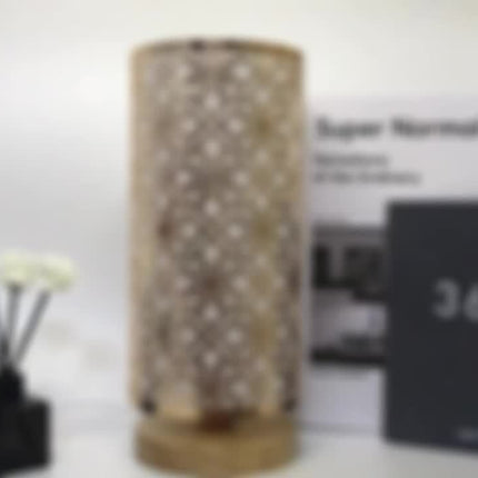 LumiPattern - USB Tafellamp met Metalen Frame