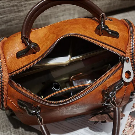Dahlia Boston Bag – Stijlvolle Mode Must-have