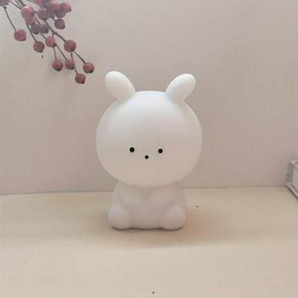 BunnyGlow – Grote LED Tafellamp met Batterij & Animestijl