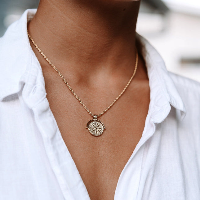 Elegante Zonhangende Ketting - Aurora