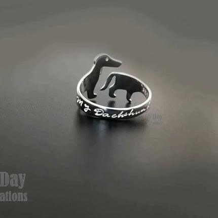 Schattige Teckel Ring - Perfect voor de Dierenvrienden!